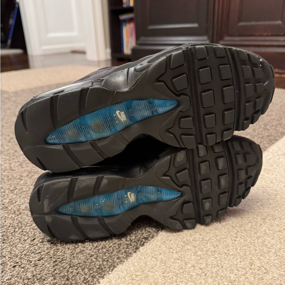 Nike Air Max 95 No Sew. Size 8. - Picture 3 of 4